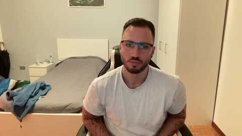 francesco1807 @ cam4 on 20231229