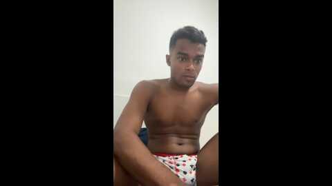 prettyblackboy @ cam4 on 20240107