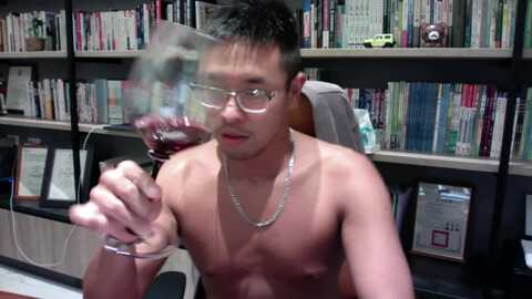 bearhan1 @ cam4 on 20240110