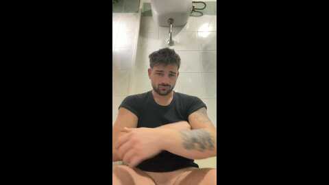 igor1856 @ cam4 on 20240116