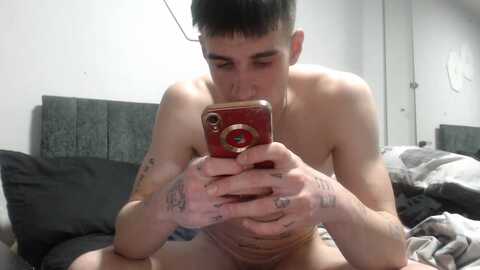 damiencarter883 @ cam4 on 20240123