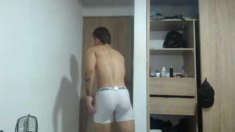 iann_sexy @ cam4 on 20240129