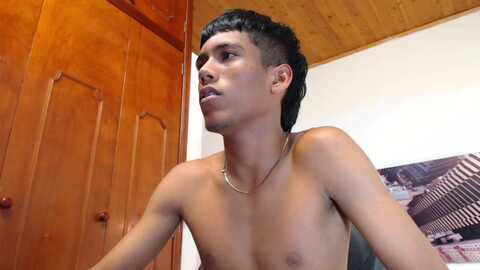 alan_cute18 @ cam4 on 20240207