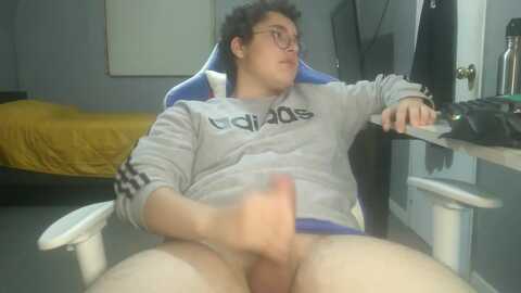 antonylove20 @ cam4 on 20240212