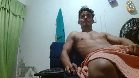 josesexhy69r @ cam4 on 20240219