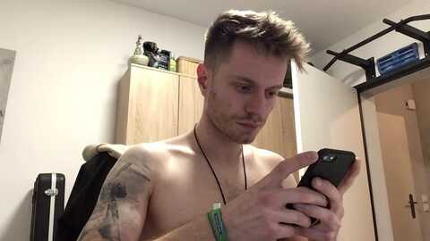 lukas480 @ cam4 on 20240306