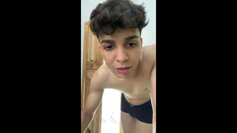 adoisz @ cam4 on 20240313