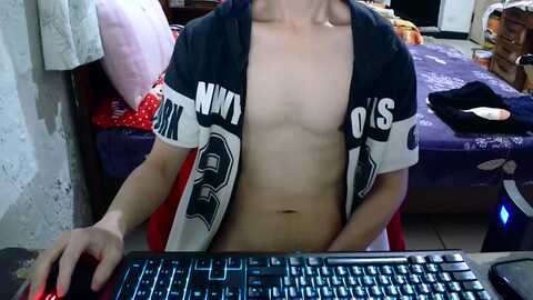 ozi_yu @ cam4 on 20240313