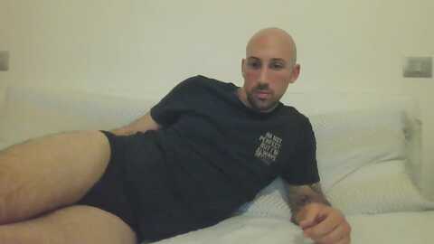 italianguy29xxx @ cam4 on 20240317