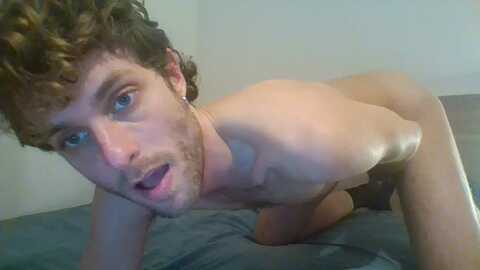 bisoussurtoncul @ cam4 on 20240327