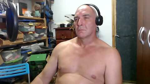 aderynglas @ cam4 on 20240328