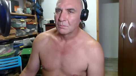 aderynglas @ cam4 on 20240328