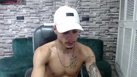 kelvingraterol @ cam4 on 20240331