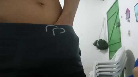 domnovim @ cam4 on 20240409