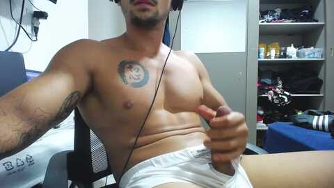 petershawk @ cam4 on 20240409