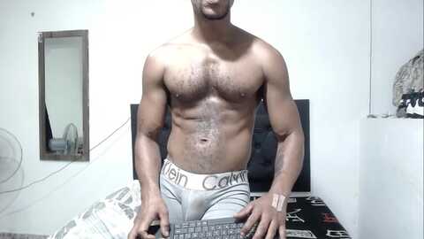 salomon_kalouu @ cam4 on 20240410