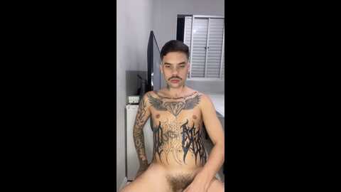 novin_tatuado23 @ cam4 on 20240412