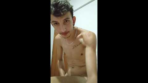 sergio2011sos @ cam4 on 20240413