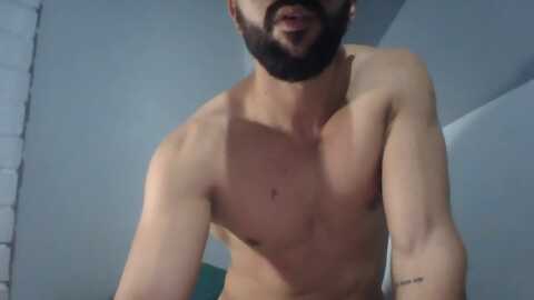 chilecurios0 @ cam4 on 20240415