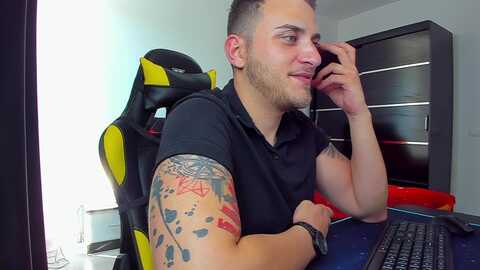 ntattoo @ cam4 on 20240415