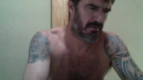 fernando3376 @ cam4 on 20240418