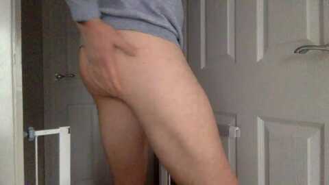 undercoverdilf @ cam4 on 20240423