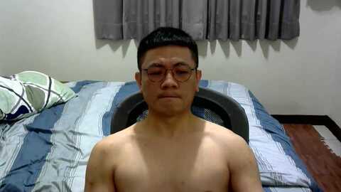 _yomoy_ @ cam4 on 20240511