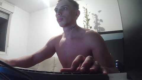 onlybauti @ cam4 on 20240528