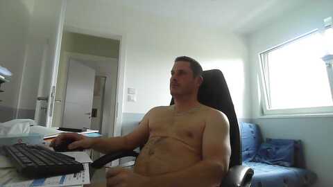 capuch67 @ cam4 on 20240530