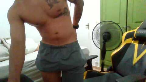 suetsay @ cam4 on 20240531