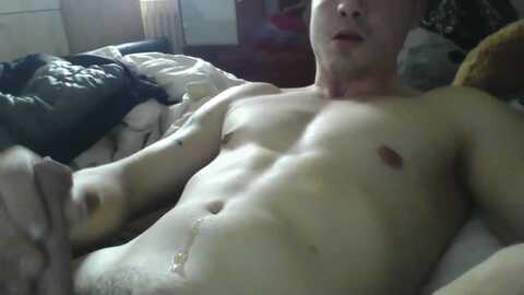 eliasmilitary @ cam4 on 20240601