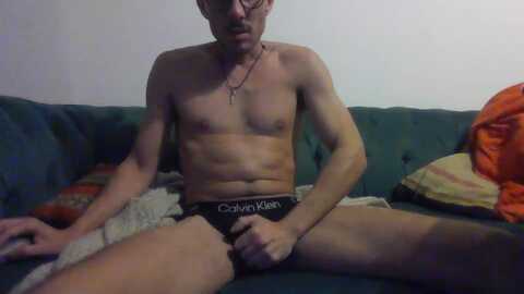 emaswan34 @ cam4 on 20240604