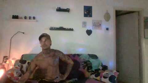 parejita2702 @ cam4 on 20240610