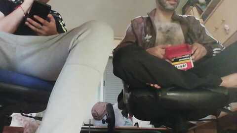 cachondo23cms @ cam4 on 20240612