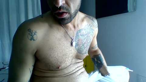 fibrado_23 @ cam4 on 20240619