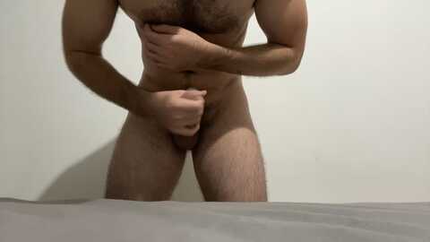 dot_23cm_peludo @ cam4 on 20240629