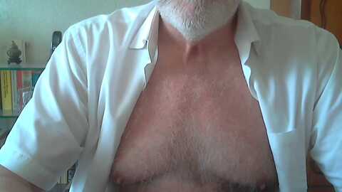 hairybull @ cam4 on 20240710