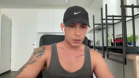 xxtaylorlaurenz @ cam4 on 20240713