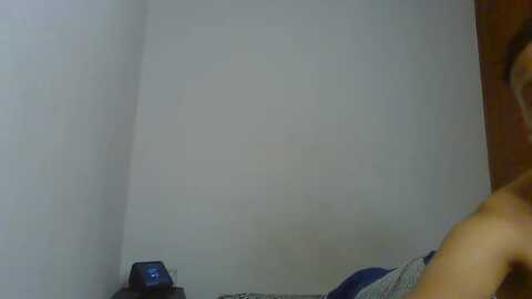 santiagosampaio @ cam4 on 20240718