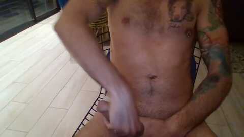 leander33 @ cam4 on 20240719