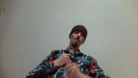 maconheir_o @ cam4 on 20240721