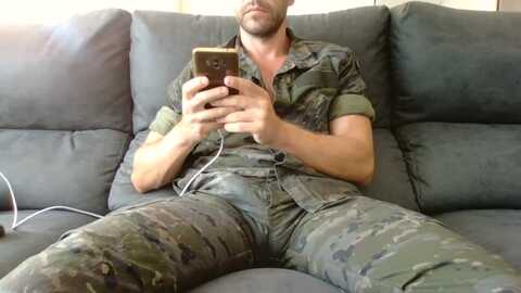 militar_guap @ cam4 on 20240728