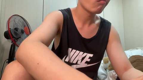 yuzl051 @ cam4 on 20240729