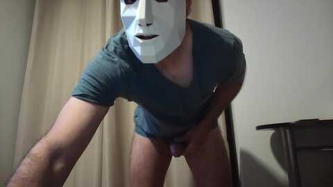 tulon_misterio @ cam4 on 20240730