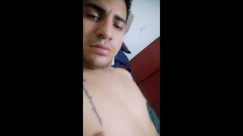 enzo_safado25 @ cam4 on 20240801