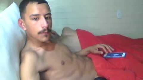 juninhocria @ cam4 on 20240802