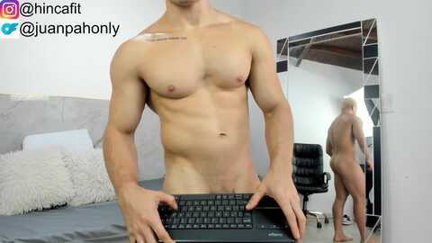 dorian_garcia @ chaturbate on 20231221