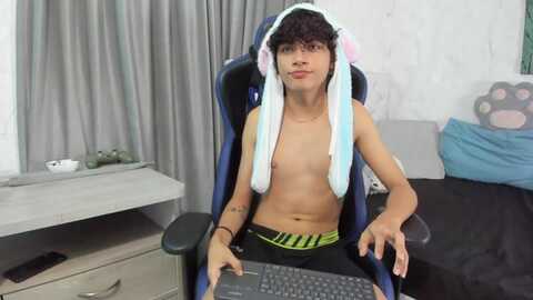 erosgreek_ @ chaturbate on 20231222