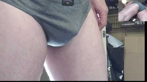 ontario_male @ chaturbate on 20231227