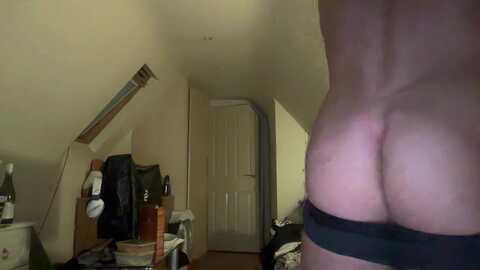 johnwood1993 @ chaturbate on 20231228